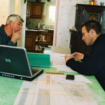 Conseiller-en-batiment-bureau ordinateur
