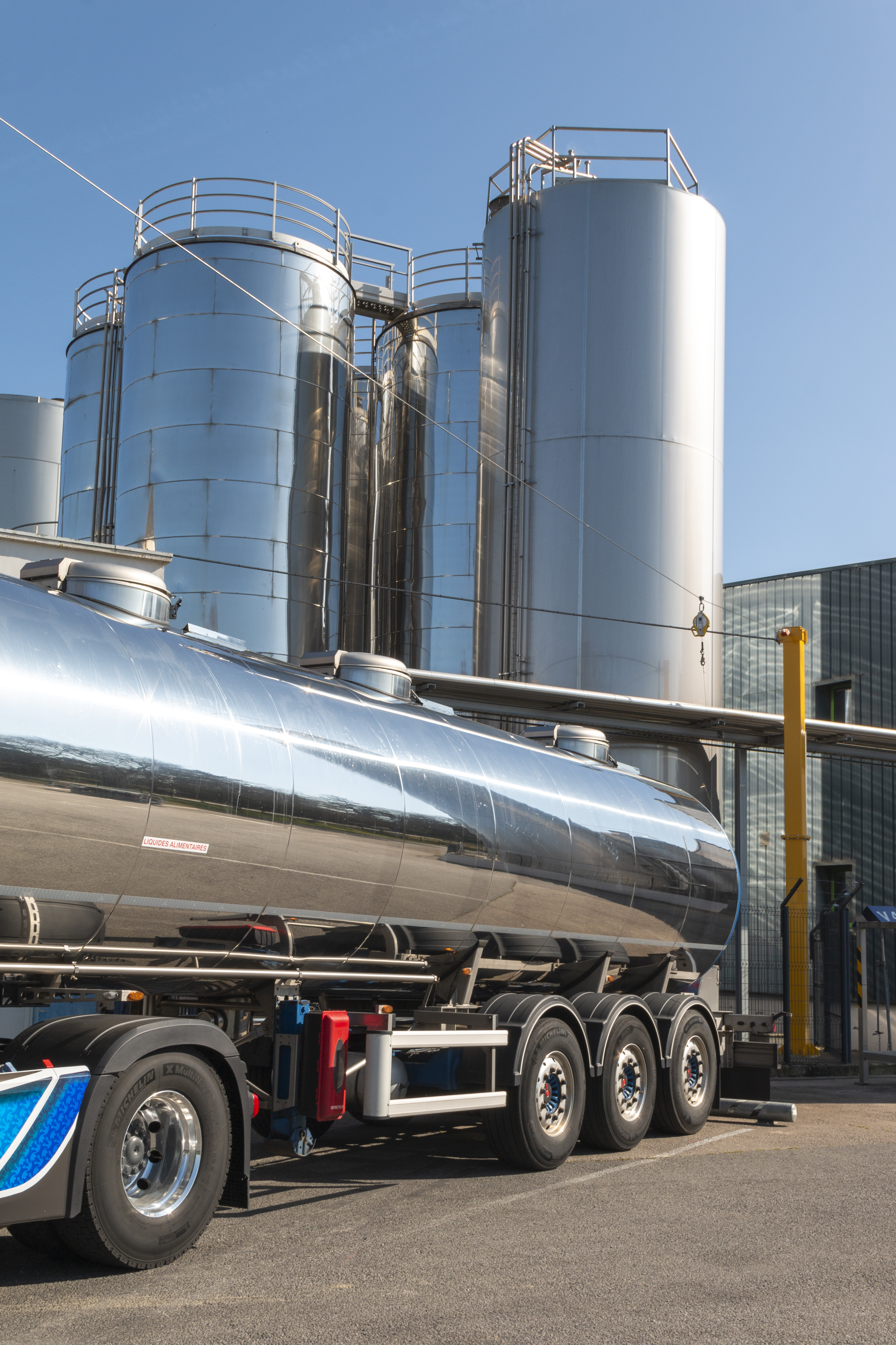 Camion de collecte du lait